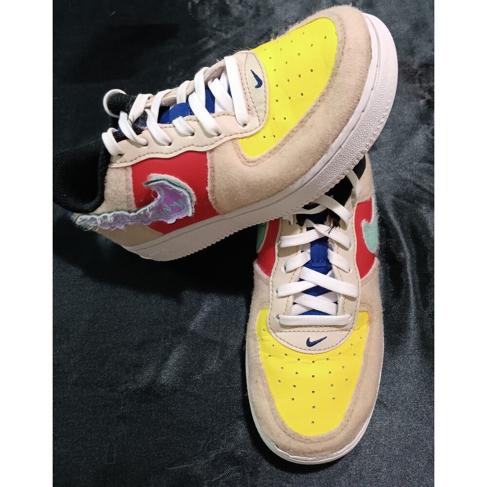 Kids Multi colored Nike - Picture 2 of 5